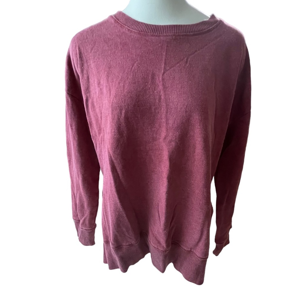 Velocity pull on sweater size Medium
